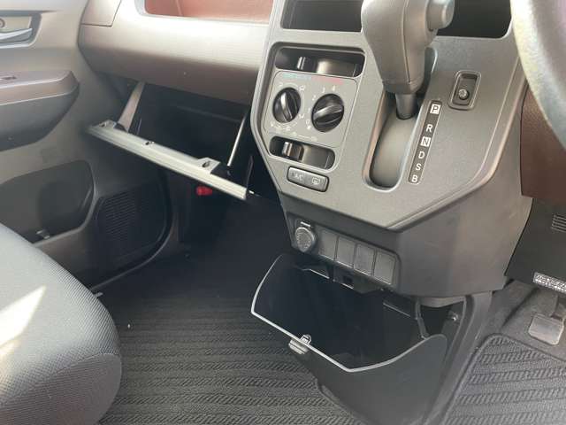 トヨタ ルーミー 1.0 X 片側電動スライドドア・プッシュスタート 鹿児島県の詳細画像 その12
