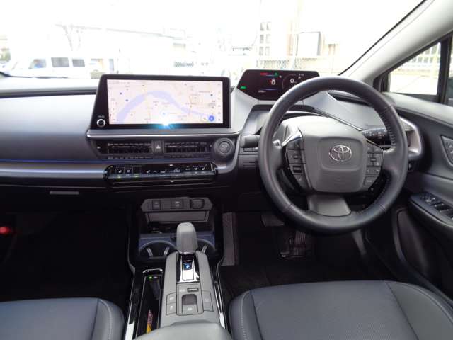 トヨタ プリウス 2.0 Z E-Four 4WD モデリスタエアロ&19インチアルミ 兵庫県の詳細画像 その5
