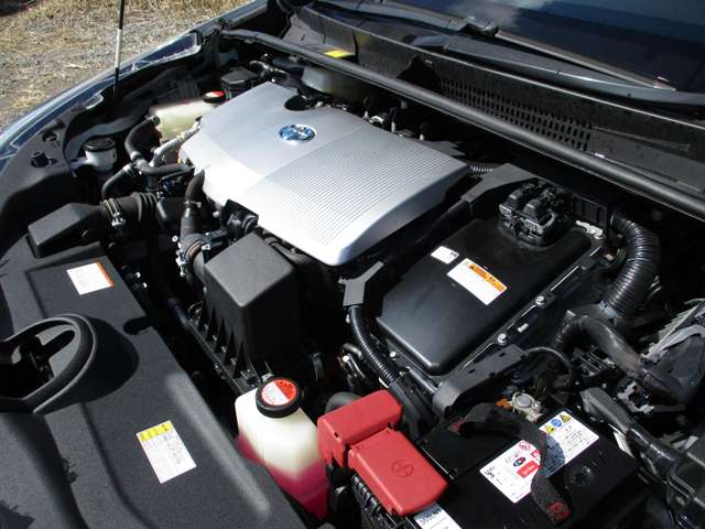 トヨタ プリウス 1.8 A ツーリングセレクション E-Four 4WD セフティーセンスP HUD 禁煙 SDナビTV 茨城県の詳細画像 その18