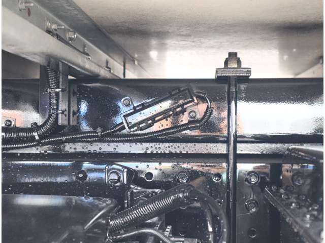 三菱ふそう キャンター 冷蔵冷凍車 -30℃・低床ワイドロング・ターボオートマ 茨城県の詳細画像 その10