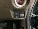 ハンドルの右側にはヘットライトリベライザーとHondaセンシング用のメインスイッチがついています。ヘッドライトレベライザーは道路状況や積荷の加重に応じてライトの高さを調節できます。