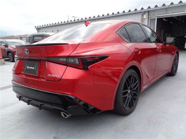 レクサス&nbsp;IS&nbsp;300h Fスポーツ モード ブラックS&nbsp;トヨタ認定中古車 ハイブリッド保証&nbsp;兵庫県の詳細画像&nbsp;その11