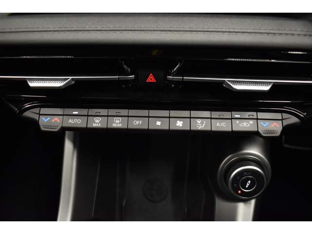 アルファ ロメオ トナーレ プラグインハイブリッド Q4 ヴェローチェ 4WD 認定中古車 360度カメラ レザーシート 東京都の詳細画像 その12