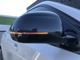 ドアミラーにはLEDウインカーが埋め込まれており、対向車からの視認性を高めております。