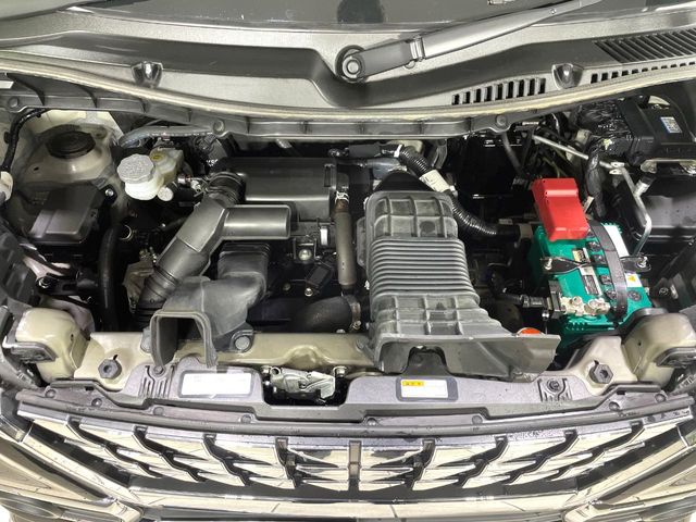 親切・丁寧な専門メカニックスタッフが応対！・車検・点検整備・事故等の修理などアフターサービスも安心。お車のカスタマイズもネクステージのサービススタッフまでご相談ください！