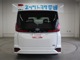 「中古車ハイブリッド保証」付き。ハイブリッド機構を無償で保証します。保証期間は、初度登録年月から10年目まで、またはロングラン保証が終わってから3年間。ただし累計走行距離が20万km以内です。