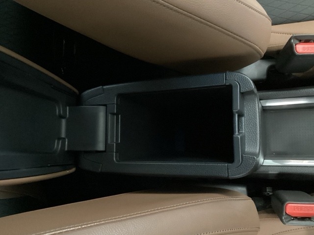 掲載されている写真以外も見てみたい、車の状態を詳しく聞きたいなど、お気軽にお問い合わせください！