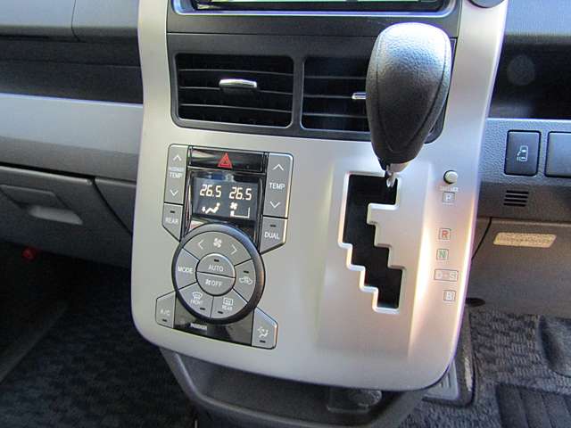 トヨタ ヴォクシー 2.0 X Lエディション パワースライドドア ナビTV ETC 千葉県の詳細画像 その17