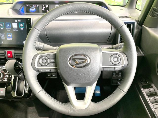 【純正革巻きステアリング】上質な革を使用することで、手にしっかり馴染みとても運転しやすいハンドルです♪
