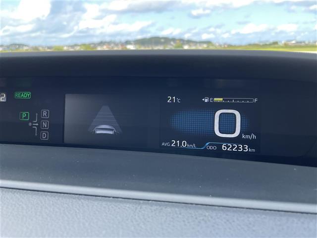 【スピードメーター】『スピードメーター』の画像になります。メーターがシンプルで見やすく運転しやすいですね！