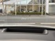 ヘッドアップディスプレイはフロントガラスにスピードメーターが表示されます。走行中にメーターへ目線を下げる必要がなく安全運転に一役買います！