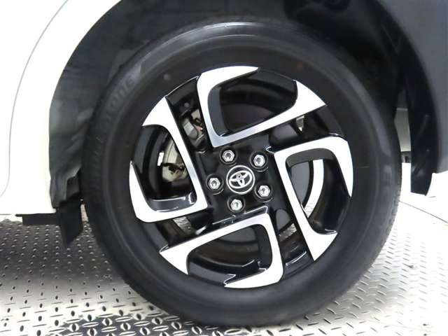 中古車の販売は原則として実車を見てからとさせて頂いております。是非見に来てください！