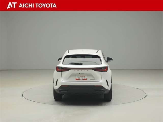 『TOYOTA認定中古車』は「まるごとクリーニング」で綺麗な内外装、「車両検査証」はプロによるチェック、買ってからも安心の「ロングラン保証」、３つの安心安全を標準装備したトヨタのブランドU-Carです