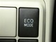 「ECOスイッチ」ONで省燃費制御モードになり燃費を向上させるように動作します。