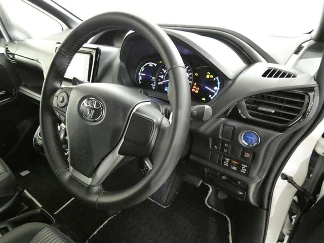トヨタ&nbsp;ヴォクシー&nbsp;1.8 ハイブリッド ZS 煌II&nbsp;&nbsp;千葉県の詳細画像&nbsp;その3