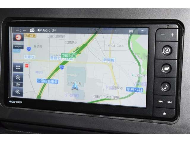 当店は全車『ロングラン保証』付！（1年間、距離無制限 HV車はHV保証付） 別途延長保証もご用意しております♪ ぜひ現車を確認にご来店ください