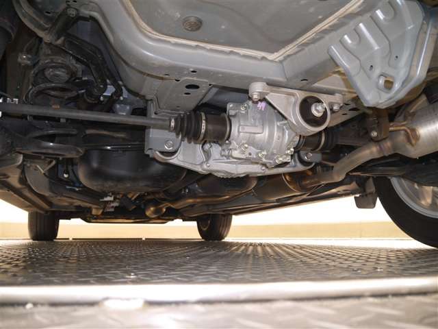 トヨタ&nbsp;ライズ&nbsp;1.0 G 4WD&nbsp;衝突被害軽減ブレーキ・メモリナビ付き&nbsp;北海道の詳細画像&nbsp;その8