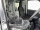 高いホールド性で運転姿勢が安定します。長距離ドライブでも疲れにくいのが魅力です。快適なドライビングライフをお送りください♪