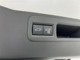 電動式バックドアです。　荷物を持ったままでもボタン一つで自動的に開け閉めできるので便利ですよ。　挟み込み防止機能も付いていますのでお子様の手や荷物を挟み込むのを防いでくれますよ。