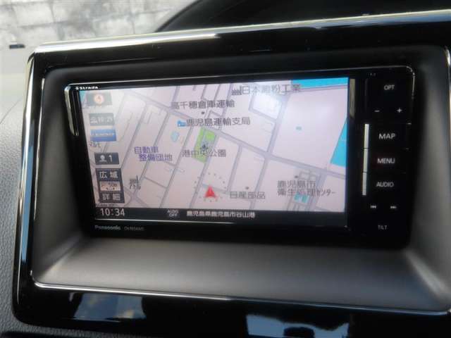 当店は全車『ロングラン保証』付！（1年間、距離無制限　HV車はHV保証付）　別途延長保証もご用意しております♪　ぜひ現車を確認にご来店ください