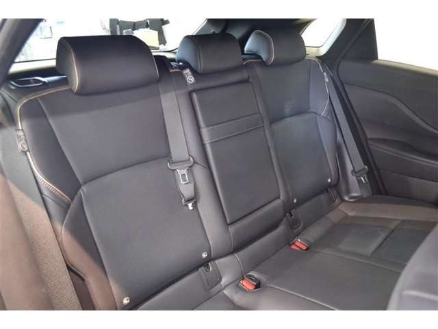 車選びやメンテナンス、カー用品・ＪＡＦ・任意保険・ローンのことまで、お客様のカーライフを徹底的にサポートしていきます！