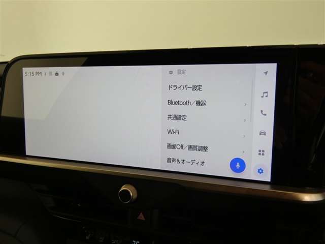 １２．３インチのディスプレイオーディオ装着です。スマホとの通信で様々なサービスが楽しめます。ＴＶ視聴にも対応しています。
