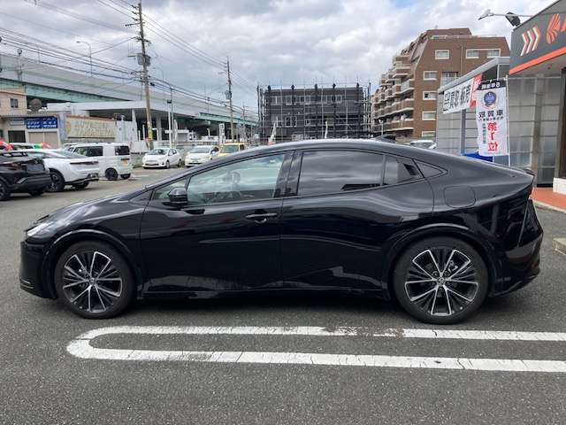 トヨタ プリウス 2.0 Z デジタルインナーミラー 当店買取車両 福岡県の詳細画像 その8