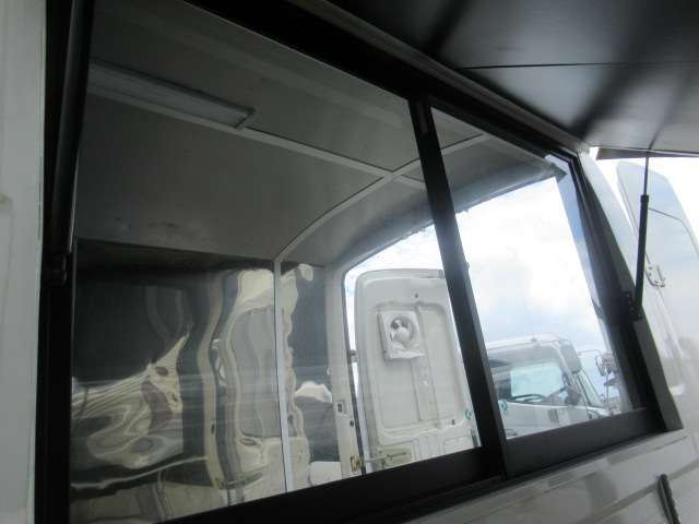 トヨタ ダイナアーバンサポーター 3.0ディーゼル 4WD キッチンカー 福岡県の詳細画像 その17