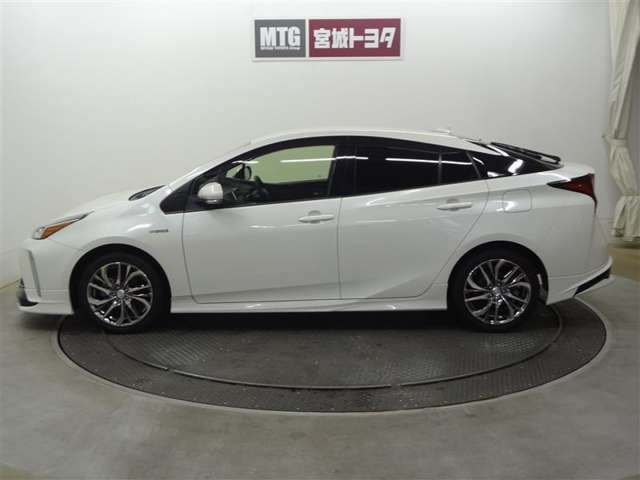 トヨタ&nbsp;プリウス&nbsp;1.8 S ツーリングセレクション&nbsp;&nbsp;宮城県の詳細画像&nbsp;その5