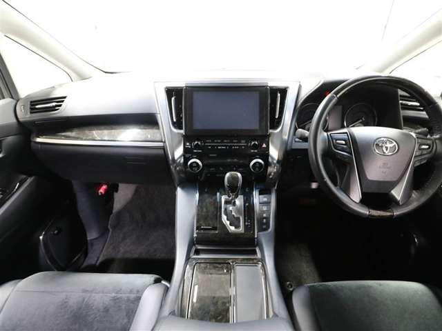 2015 Toyota ALPHARD HYBRID — миниатюра 18