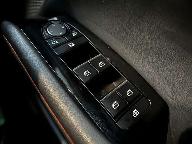 マツダ&nbsp;MAZDA3セダン&nbsp;1.8 XD レトロスポーツエディション ディーゼルターボ&nbsp;純正ワイド10.25インチマツダコネクトナビ&nbsp;埼玉県の詳細画像&nbsp;その14