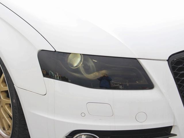 アウディ A4アバント 3.2 FSI クワトロ 4WD スマートキー・ローダウン・オートライト 徳島県の詳細画像 その14