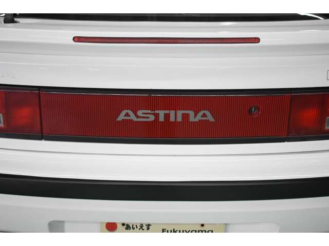 1991 Mazda Familia Astina – thumbnail 44