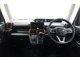 【まるまるクリーニング】内装工程では、中古車を気持ちよくお乗りいただけるよう清掃しております。シートの洗浄はもちろん、ニオイの元となるフロアカーペットまで洗浄・消臭を実施。