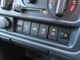 左から車線逸脱警報ＯＦＦ、衝突軽減ブレーキＯＦＦ、アイドリングストップＯＦＦ、４ＷＤ切り替え、横滑り防止装置ＯＦＦ、フォグランプ切り替えスイッチがあります。