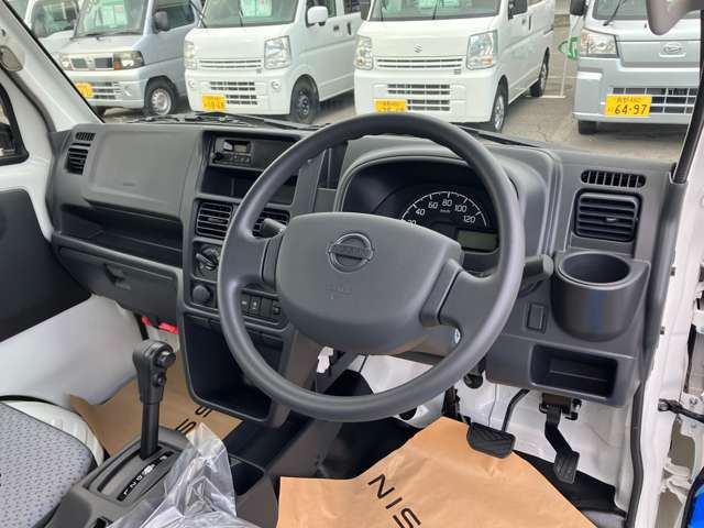 日産 NT100クリッパー 660 DX 4WD ラジオ エアコン 横滑防止装置 長野県の詳細画像 その11