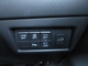 アイドリングストップ、ＬＤＷＳ車線逸脱警報システム、ＴＣＳトラクションコントロール、コーナーセンサーは運転席のスイッチでオンオフが可能です。カメラ映像への切替えや電動リアゲートのスイッチ付きです。