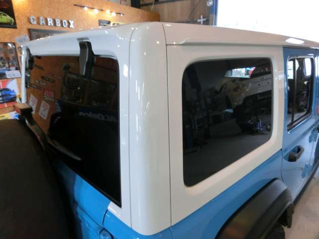 ジープ ラングラー アンリミテッド アイランダー 4WD 100台限定カラー 1オーナー 白トップ 広島県の詳細画像 その4