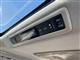 【リアオートエアコン】後席のみのエアコンの温度調節ができたり天井のイルミネーション色を変えることもできます！