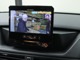 高解像度モニターにて美しい映像のフルセグ地デジTVとDVDを走行中でも視聴可能。※運転者が走行中に画面を見続ける行為(注視)やナビ操作を行う事は道路交通法違反になります。