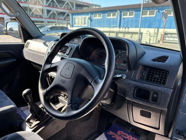 三菱 パジェロイオ 2.0 ZR 4WD 全塗装・5速MT・新品ジオランダー(X-AT) 埼玉県の詳細画像 その16