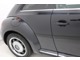 VWは小さな車も、大きな車も、平等に。クラスによって品質や安全性に差を付けない。ボディ剛性と精度、重厚なドアの音はどの車種にも。