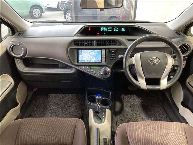 トヨタ アクア 1.5 G ナビ・フルセグ・Bluetooth・スマートキー 福岡県の詳細画像 その16