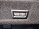 【電動トランク】ボタン一つでトランクの開閉が可能です。リモコンキーでの操作もできます。