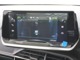 【タッチスクリーン】車の設定やオーディオシステムの操作などが行えます。