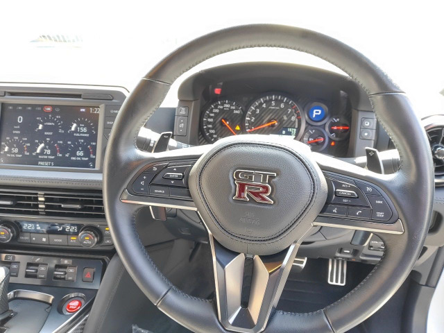 日産 GT-R 3.8 ピュアエディション 4WD 保証継承 ガラスコーティング 兵庫県の詳細画像 その12