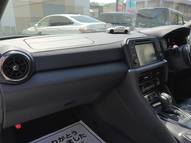 日産 GT-R 3.8 ピュアエディション 4WD 保証継承 ガラスコーティング 兵庫県の詳細画像 その10