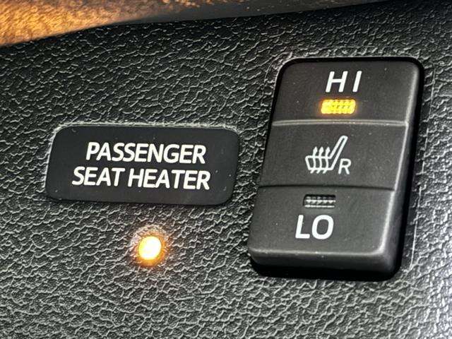 快適装備のシートヒーター付き。 エアコンって前面しか当たらずに背中は冷え冷えなんて事もありますよね。 快適に調整できますよ。