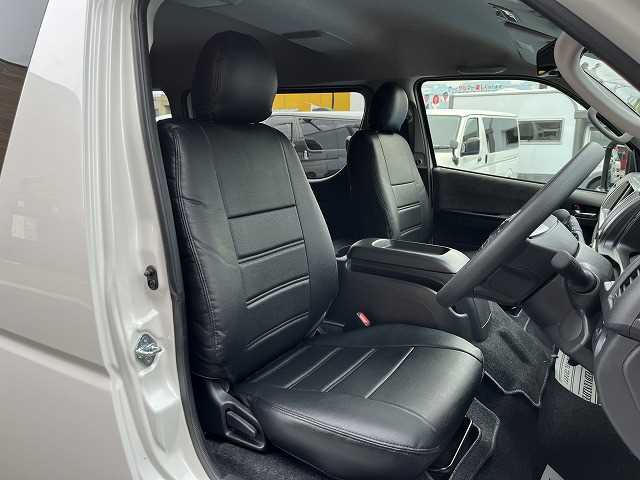 トヨタ ハイエース 2.7 GL ロング ミドルルーフ 新車未登録 2WD 電動ドア 全周囲カメラ 愛知県の詳細画像 その10