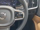 ◆右側には選曲ボタンや《音声認識》ボタンを配置。視線をずらすことなく、あなたの声だけで車内環境をコントロール